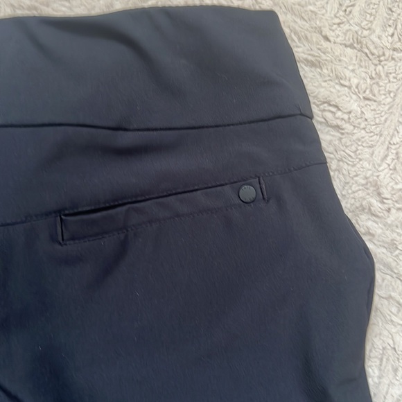 TAIL Mulligan pull on shorts in Onyx Black Size 6 EUC - Picture 9 of 16
